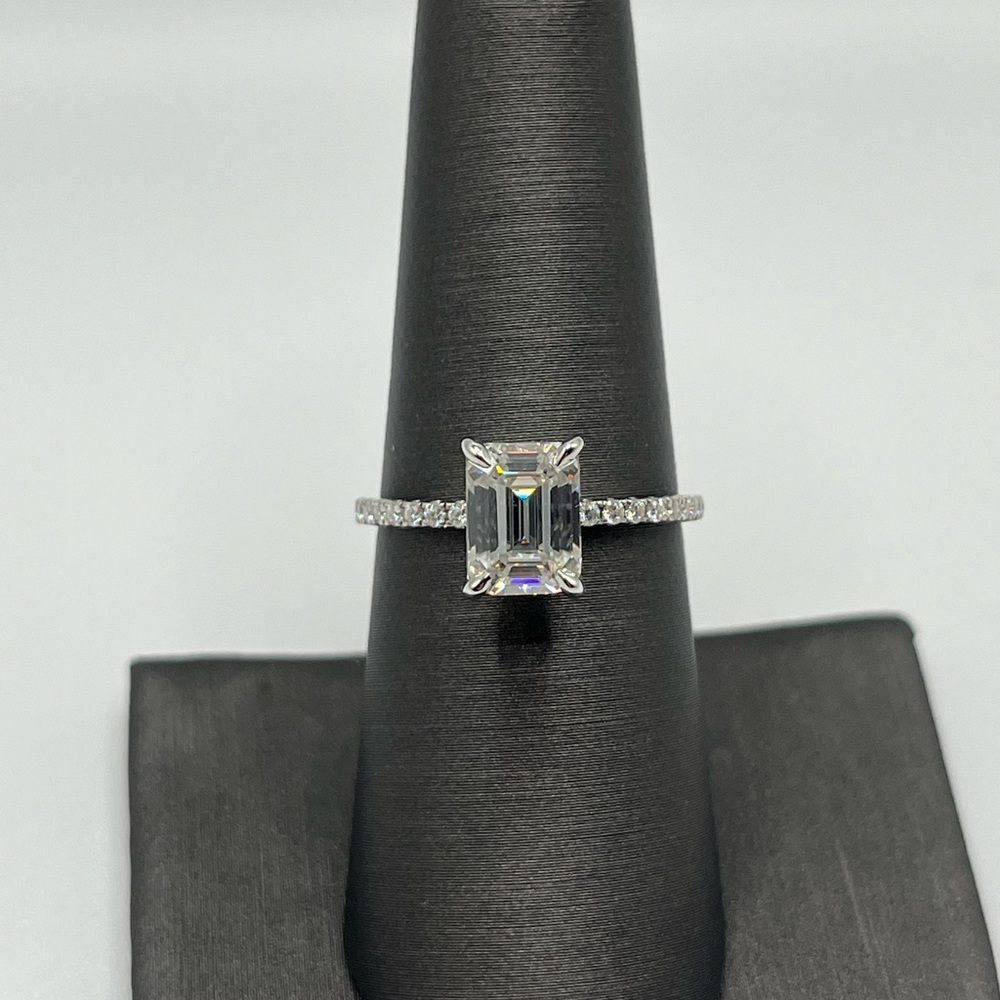 Emerald cut engagement ring